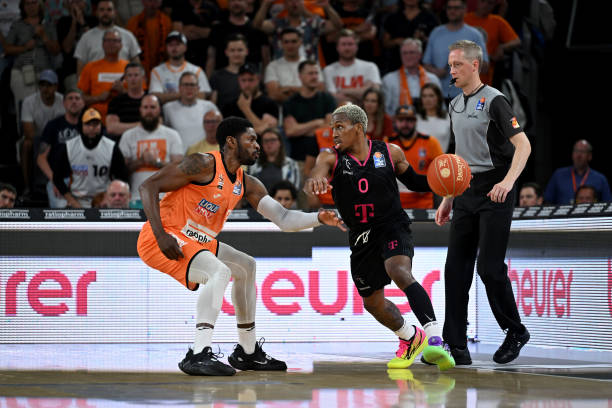 通过未知的 通过未知的