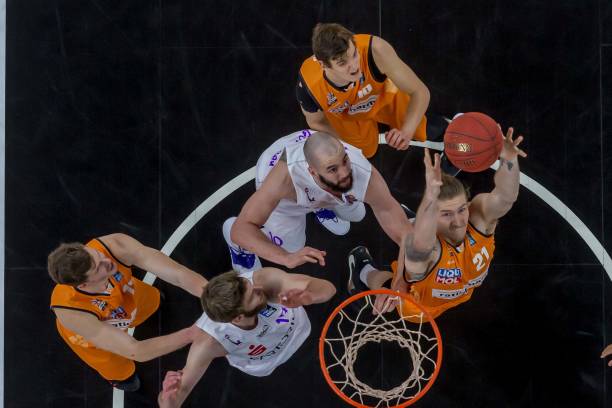 自的俱乐部 自的俱乐部